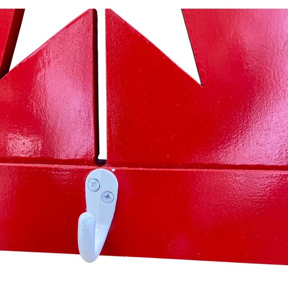 Red Star Cutout Wall Mounted Hook Rack With 3 Metal Hooks - Picture 6 of 10